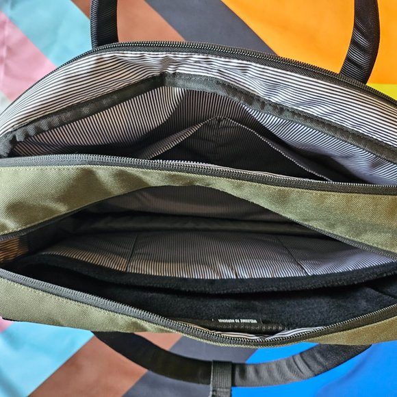Herschel Supply Company Bags Herschel Gibson Messenger Laptop Bag